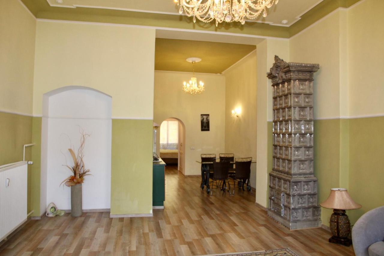 Apartman Sylva Na Stare Louce 42 Карлові Вари Екстер'єр фото